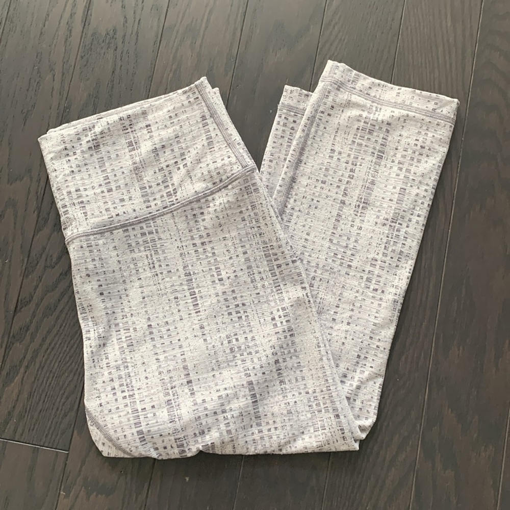 Lululemon High Waisted Cropped Leggings